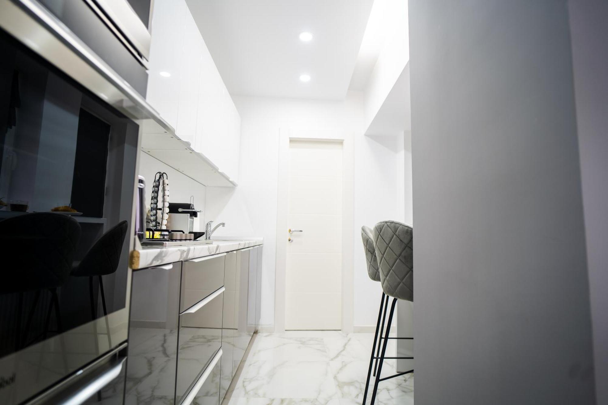 Top Location - Contemporary Parliament View - 2Br Bucureşti Exterior foto